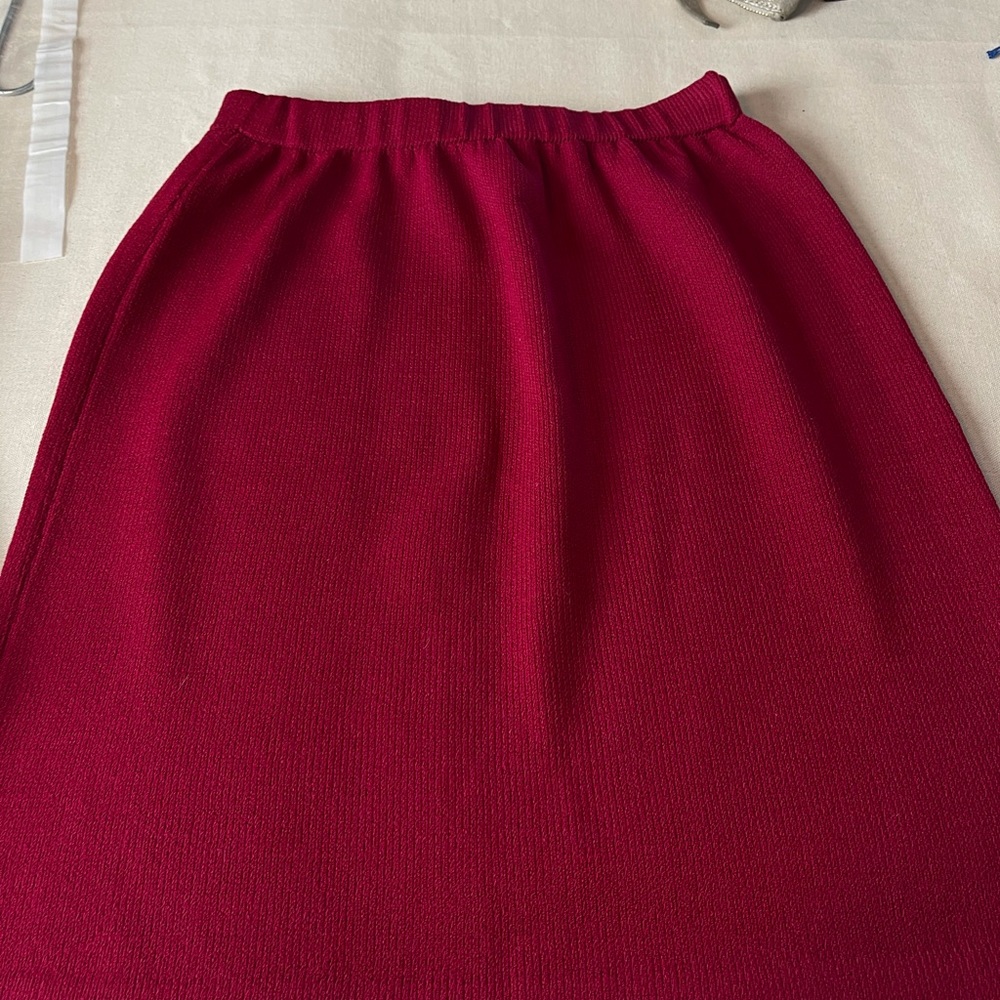 St Johns Skirts - Picture 3 of 8